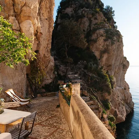 Tonnara Di Scopello Holiday home *